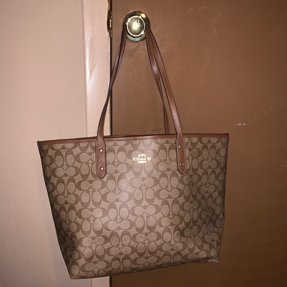 Coach Large City Zip Tote